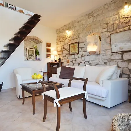 Sea View House Olja