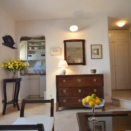 Sea View House Olja