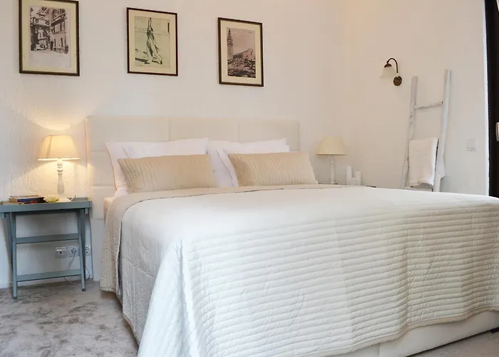 Sea View House Olja Apartman