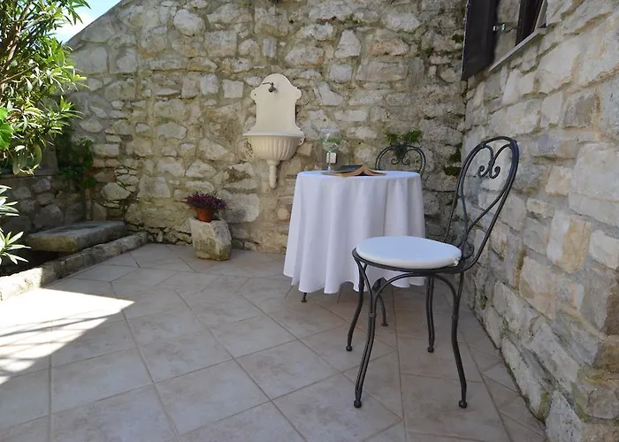 Sea View House Olja Apartamento